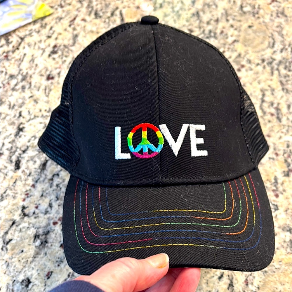 LOVE SnapBack Black Peace Sign adjustable mesh unisex baseball hat